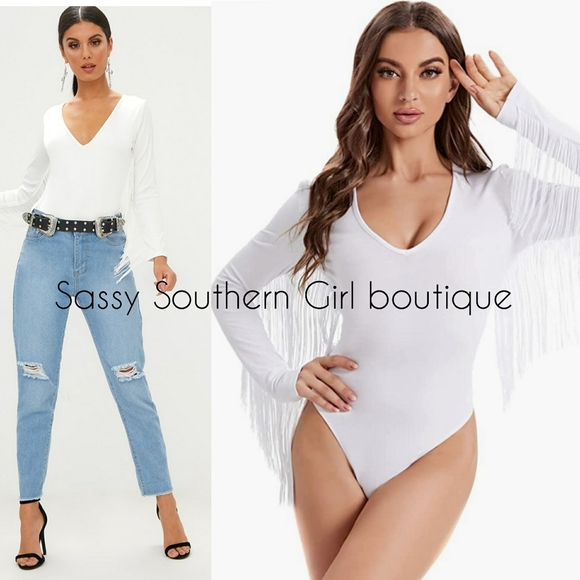 ⭐🆕 Fringe Boho western white fringe bodysuit - Picture 1 of 10
